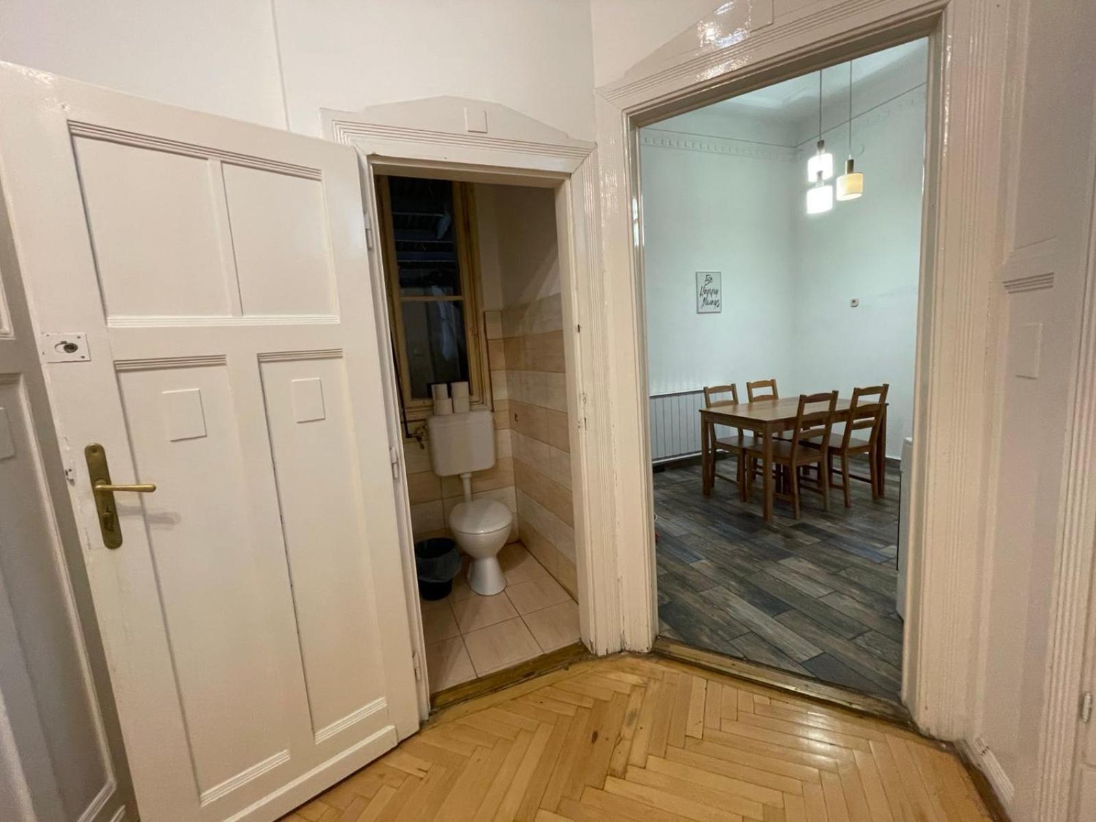 White Pearl Rooms Near Gozsdu Budapest Exterior photo
